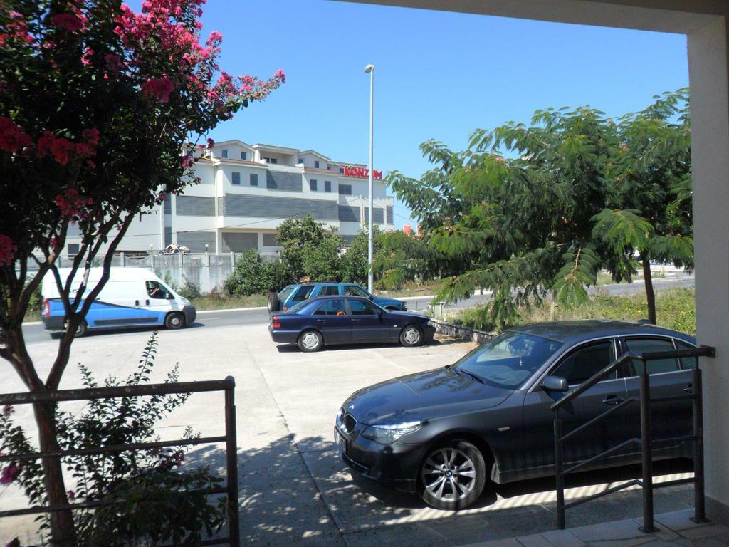 Sobe U Kucanstvu Mbm Bed & Breakfast Medugorje Bagian luar foto